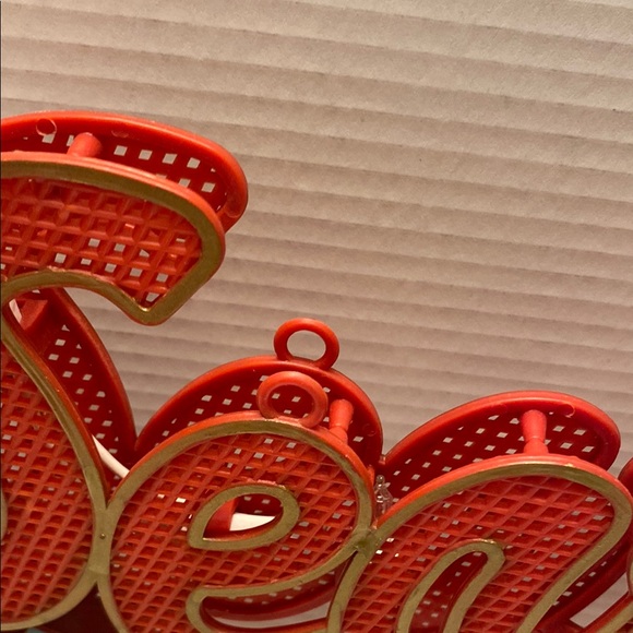 Vintage Red and Green Season's Greetings Sign - Picture 7 of 10